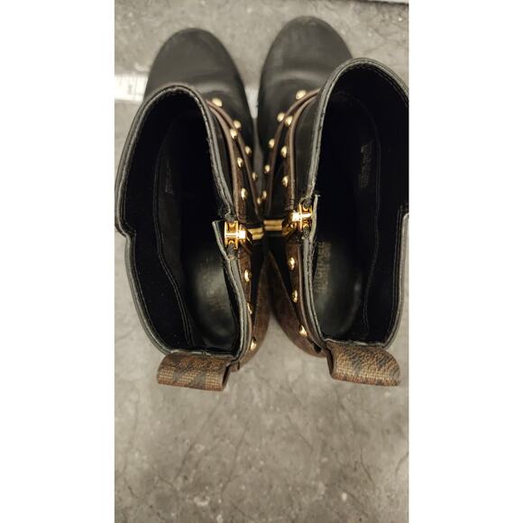 Michael Kors Leather Ankle Boot Women's 6 M Black Brow Studded Logo Ankle Boot‎ - Picture 6 of 9